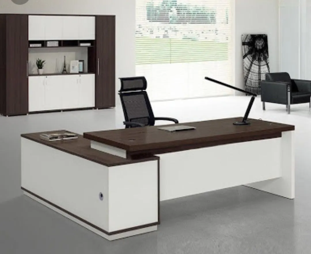Director table BR DT 01